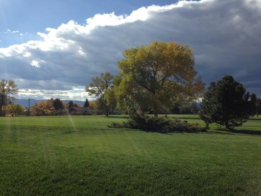 #1 Tee box mountain views.