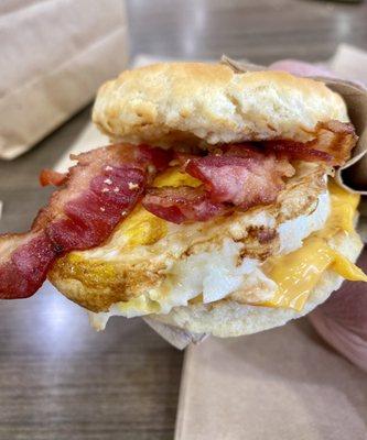 06.11.23 Bacon, Egg & Cheese Biscuit Breakfast Sandwich