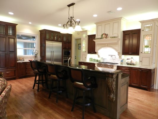 Bennett's Custom Cabinets