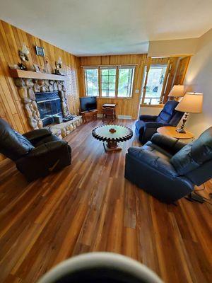 Vinyl pine planks