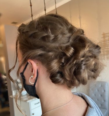 Prom hair