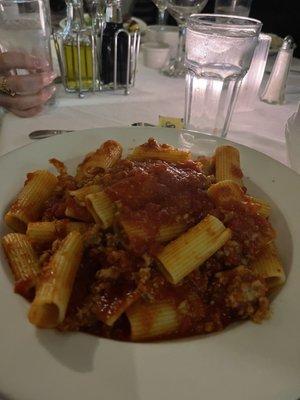 Rigatoni with marinara sauce and sausage