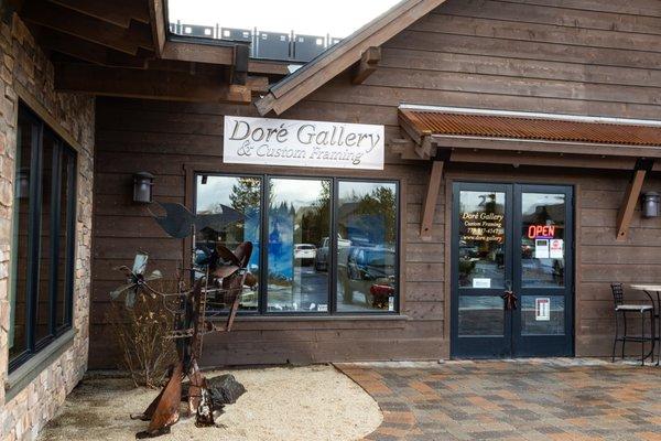 Welcome to Dore Gallery & Custom Framing