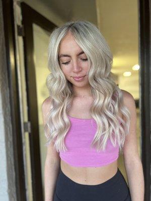 Full blonde with extensions