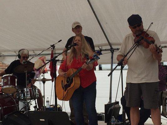 Live Music outside during Del Shannon Car Show - 2017 Sally Julin  Don Visser  Dave Wikstrom Bob Kary on drums