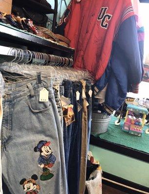 Absolutely love the jeans here, some a little pricey, I wish they were a little cheaper but great quality, cute and vintage.