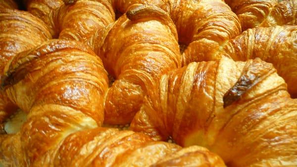 Plain croissants