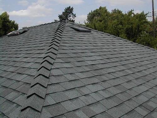 Asphalt roof shingles