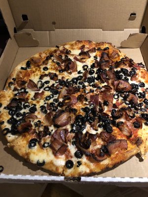 Bacon & black olive pie