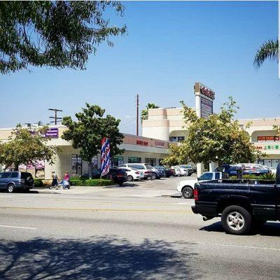 Muniz Barber Shop is located in this plaza. Plenty of parking both in the front and the back.