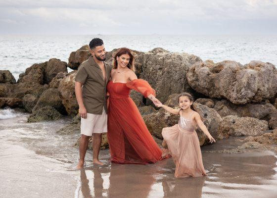 Family portrait at the beach. Lifestyle. Emotive Photography. Boho Style.