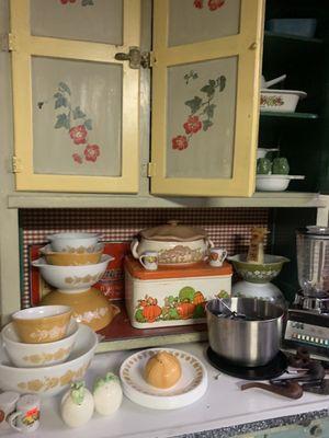 Vintage kitchenware