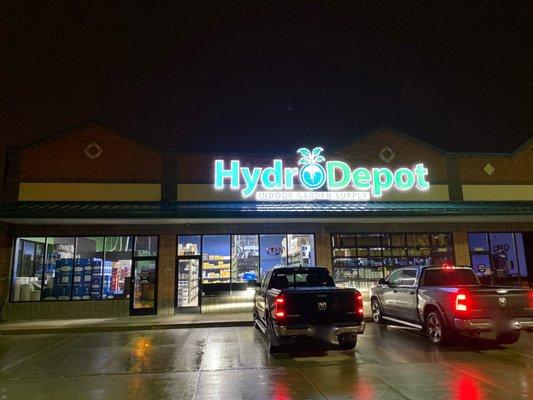 Hydro Depot moved from 38053 Mound rd to the next plaza south.  New location @ 37771 Mound Rd