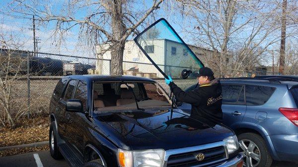 windshield installation at your location