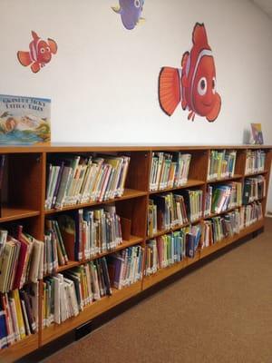 Kids play area: book shelves