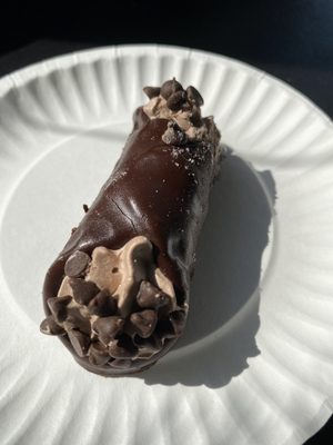 Chocolate cannoli