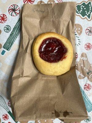 Strawberry fruit kolache