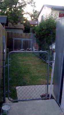 Backyards Side Kennel. Used for my outdoor cat or if dogs need to be separated.