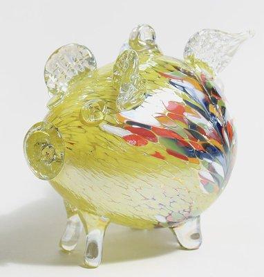 Flying Pig 
Glass Art