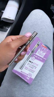 MJSTIC disposable pen