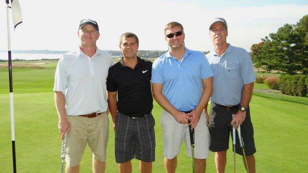 Golf outing for local homeless shelter