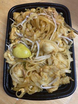 Pad Thai with chicken