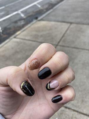 Dip mani with gel accents