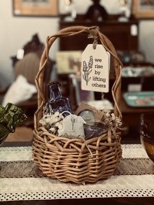 Beautifully arranged gift basket - grab and go!