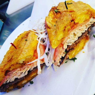 Patacon de Pollo (Chicken Patacon)