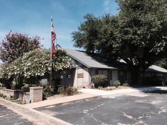 Here is the outside of the new building  1901 Wheeler Ave. Fort Smith, AR  This is the old Flanders office building...