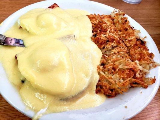 Eggs Benedict with Ham