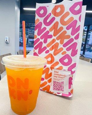 Mango Pineapple Dunkin' Refresher, small