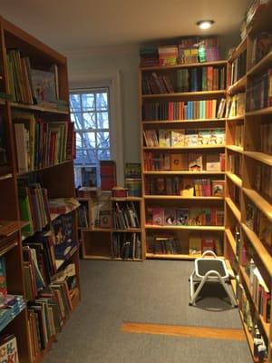 Park Street Books of Medfield -- 504 Main Street / Route 109, Medfield           Interior