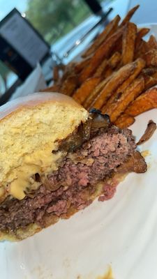 Burger & sweet potato fries