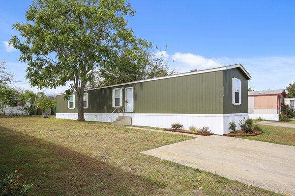 NEW MANUFACTURED HOMES ON SALE