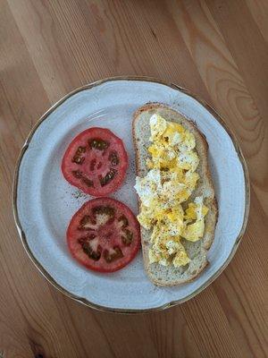 Sliced Jersey tomato