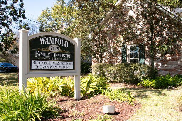 Wampold Dentistry sign