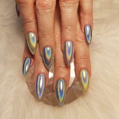 Holographic nails