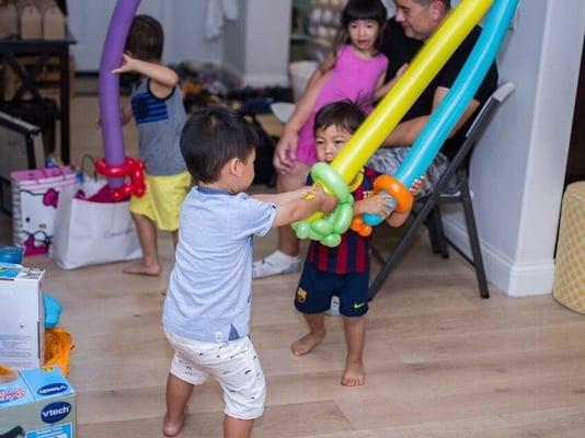 Kids had a lot of fun with Chano's balloon swords!!