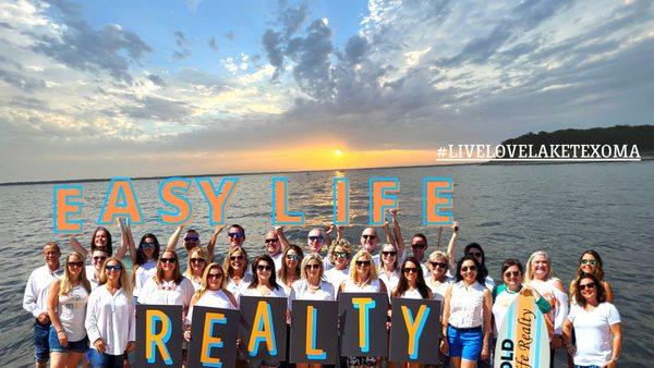 #livelovelaketexoma
 #easyliferealty