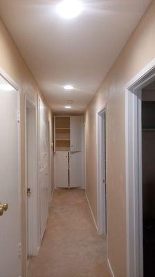 4000k recessed lighting in a hallway