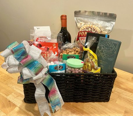 Birthday Basket with Wine $200