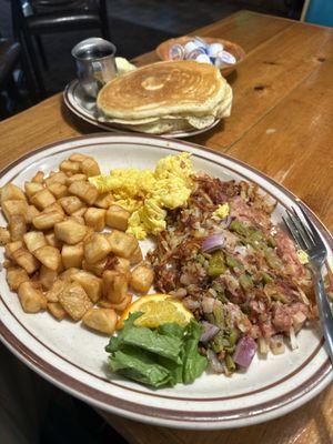 Corned Beef Hash & Eggs