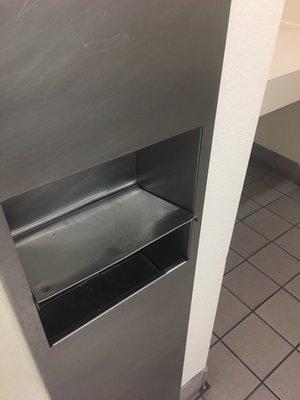 Empty paper dispenser