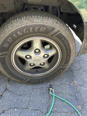 Land Rover Wheels Before