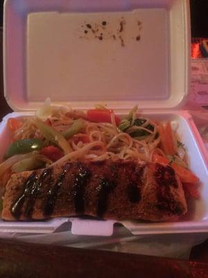 Grilled Salmon with Spagetti and an assortment of pepper