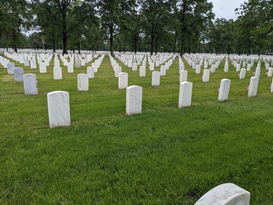 Long Island National Cemetery, Farmingdale