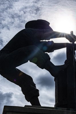 The Grape Crusher Statue - Vista Point Park