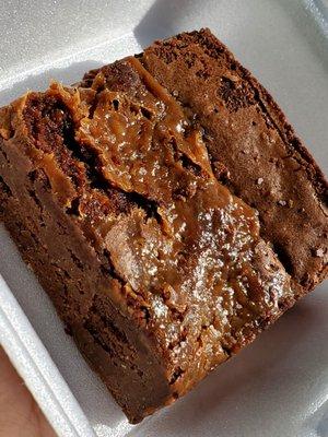 Salted caramel brownie