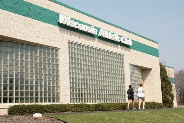 Wisconsin Athletic Club Greenfield - Outdoor Track